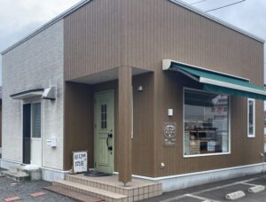 おたからコミュニティ 仮想駄菓子／カソウダガシ | パンの空間パンジー「お菓子の家」のようだ　宮古市